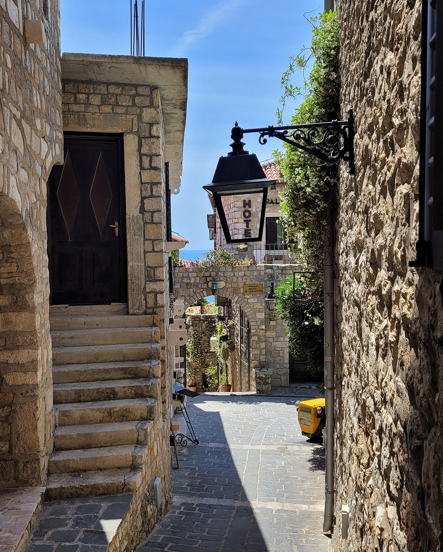 Investice v Černé Hoře